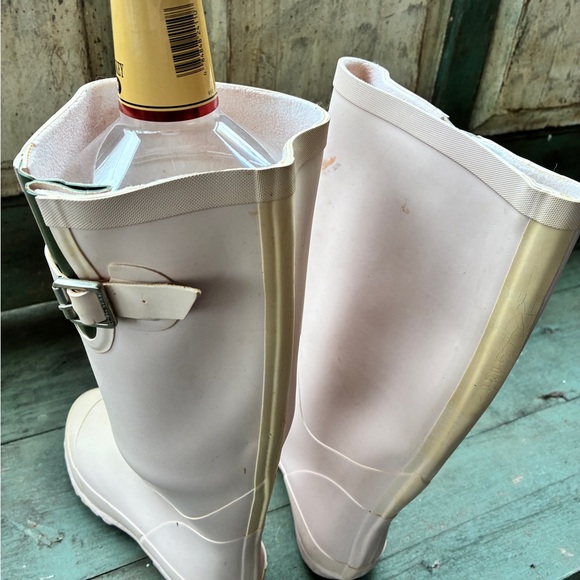 Tretorn pink women’s (lightly) insulated rain boots - size 7.5 - Picture 12 of 13